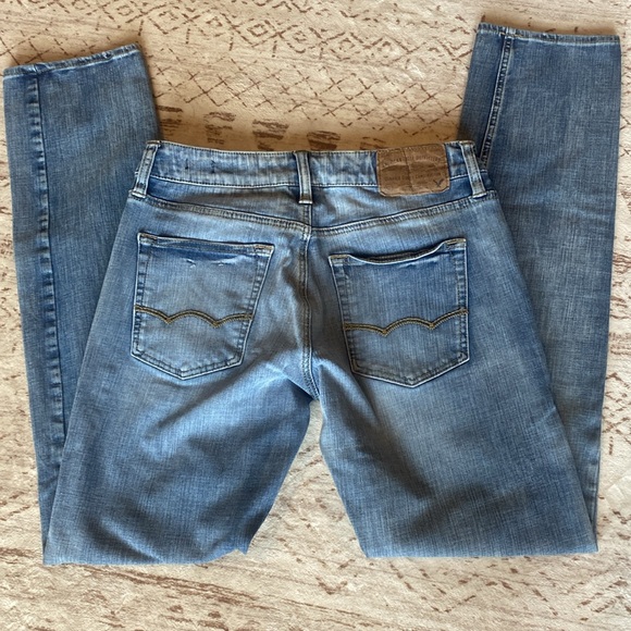 American Eagle Jeans - Picture 4 of 4